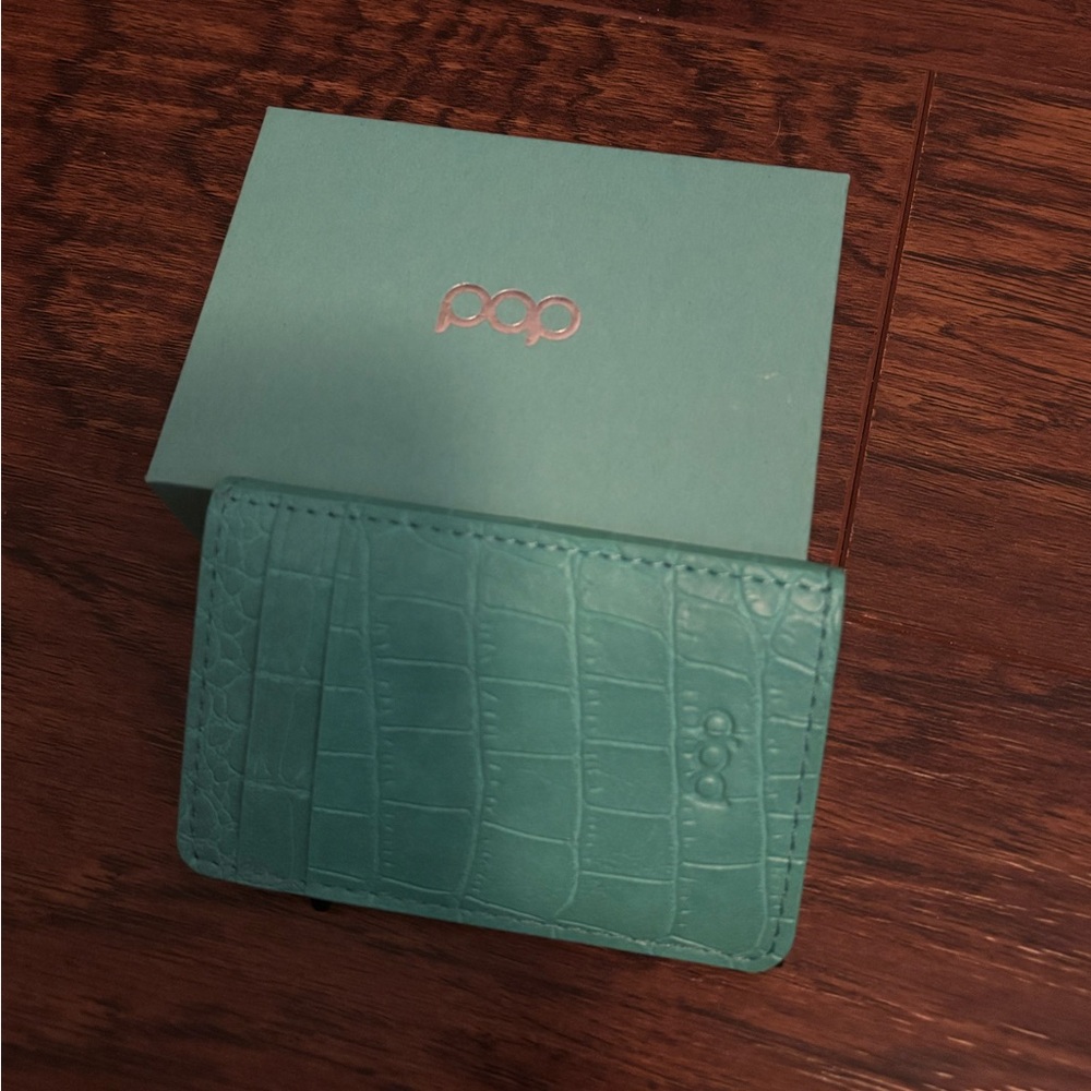 Pop up wallet